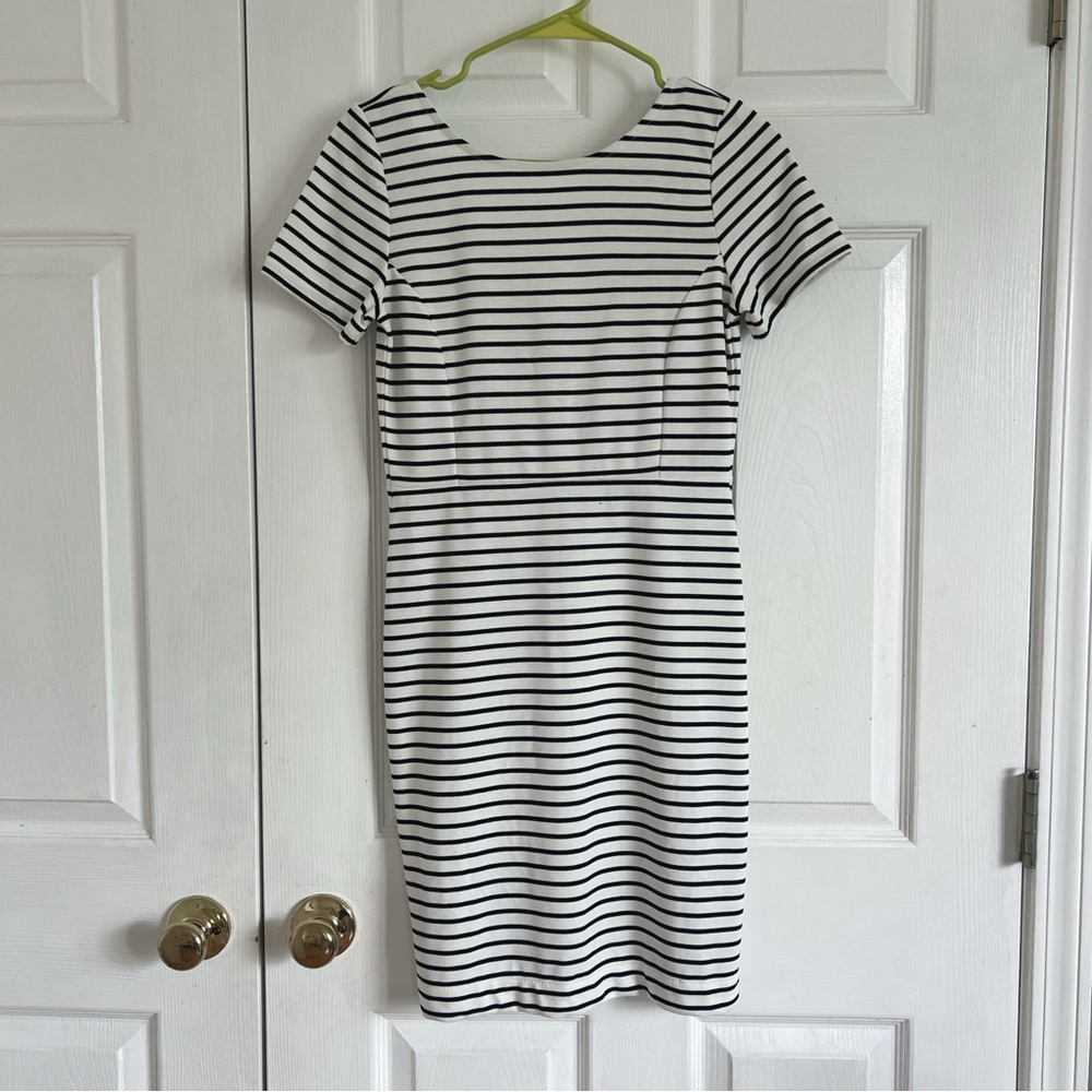 NWT Banana Republic Scoop Back Striped Black and White Dress